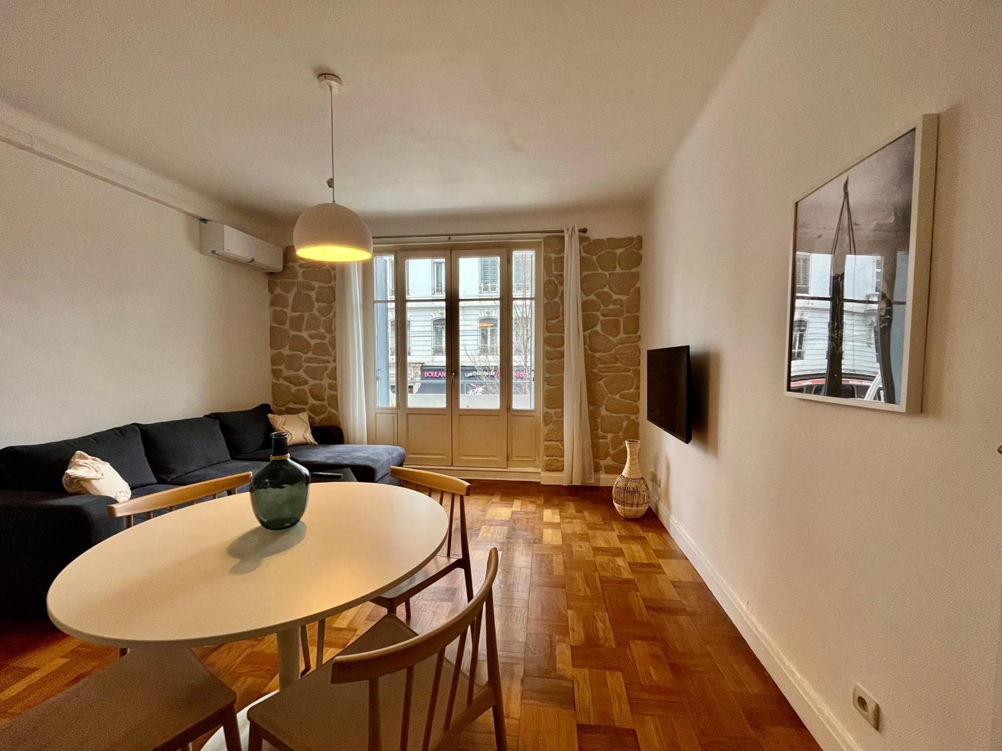 Suite Corneille Лион Экстерьер фото