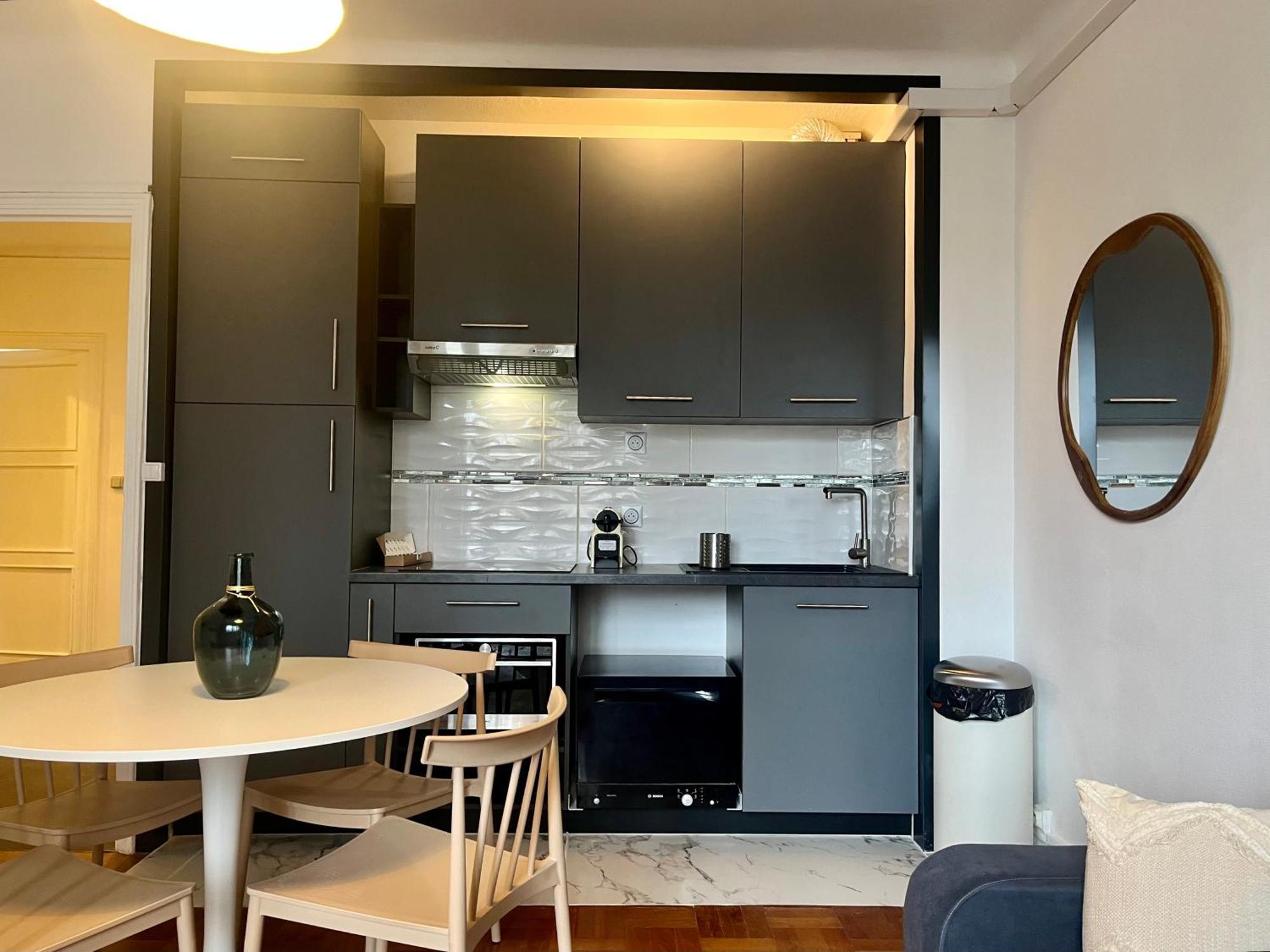 Suite Corneille Лион Экстерьер фото